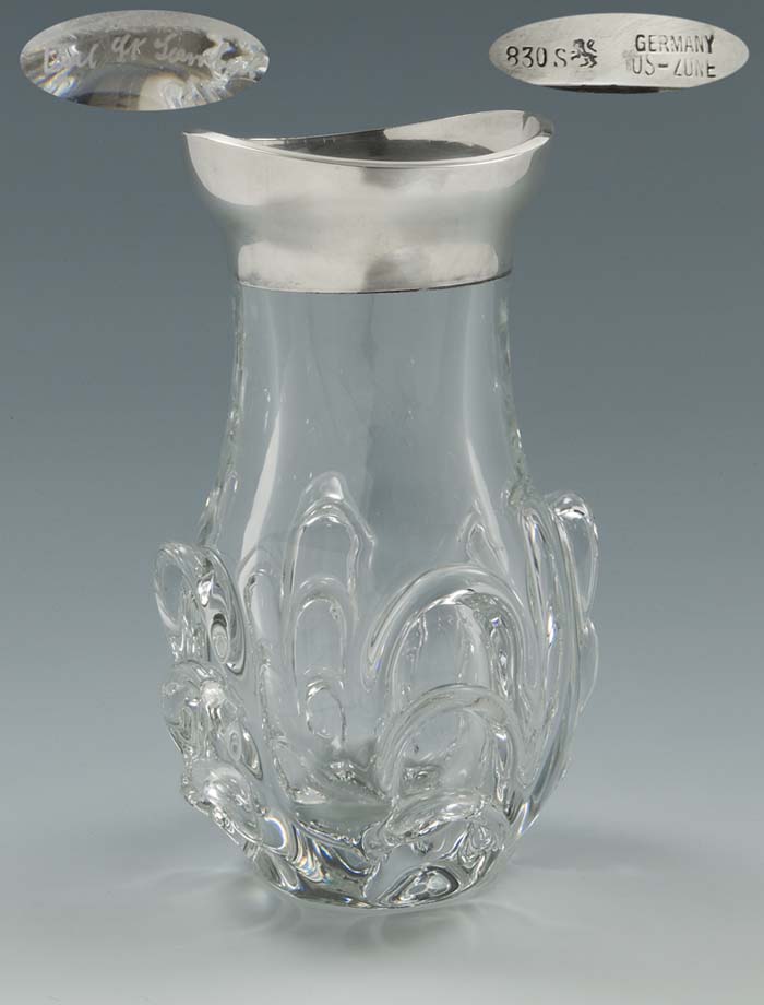 Schwere Vase mit Silber-Montierung.
