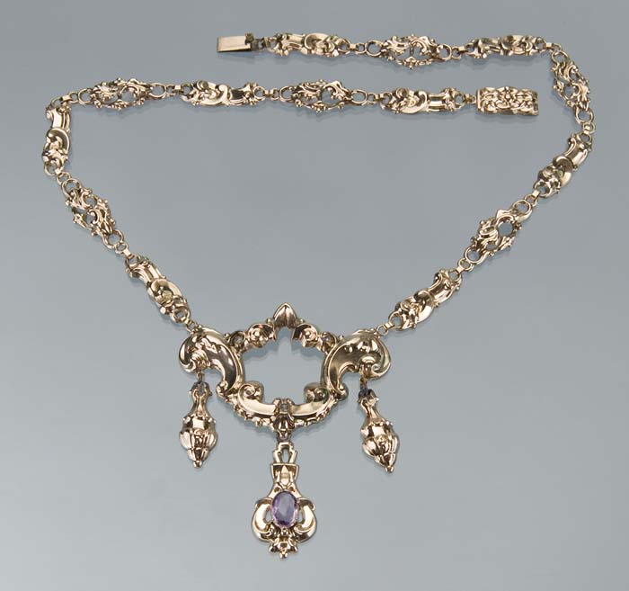 Biedermeier-Collier.