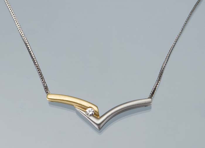 Platin-Collier.