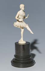 Jugendstil-Ballerina.