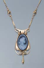 Jugendstil-Collier.