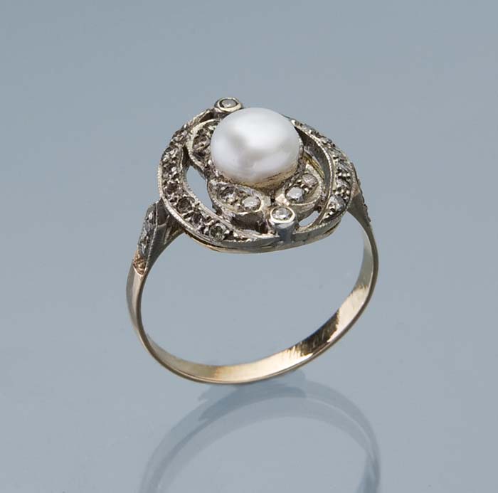 Perlen-Diamant-Ring.