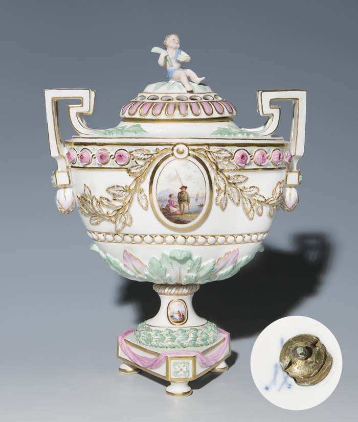 Louis XVI-Potpourri-Vase.