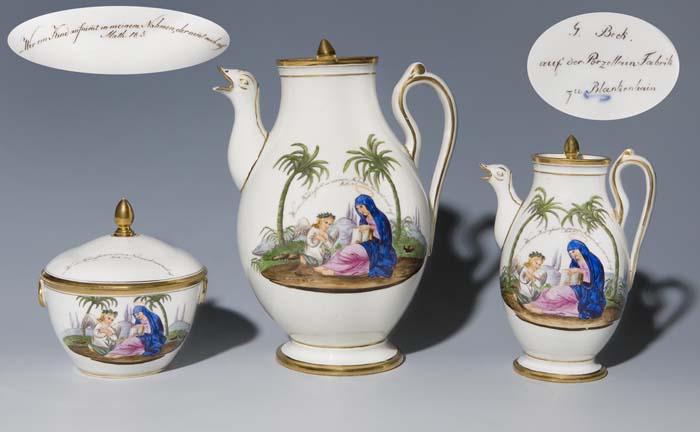 Biedermeier-Kernstück.