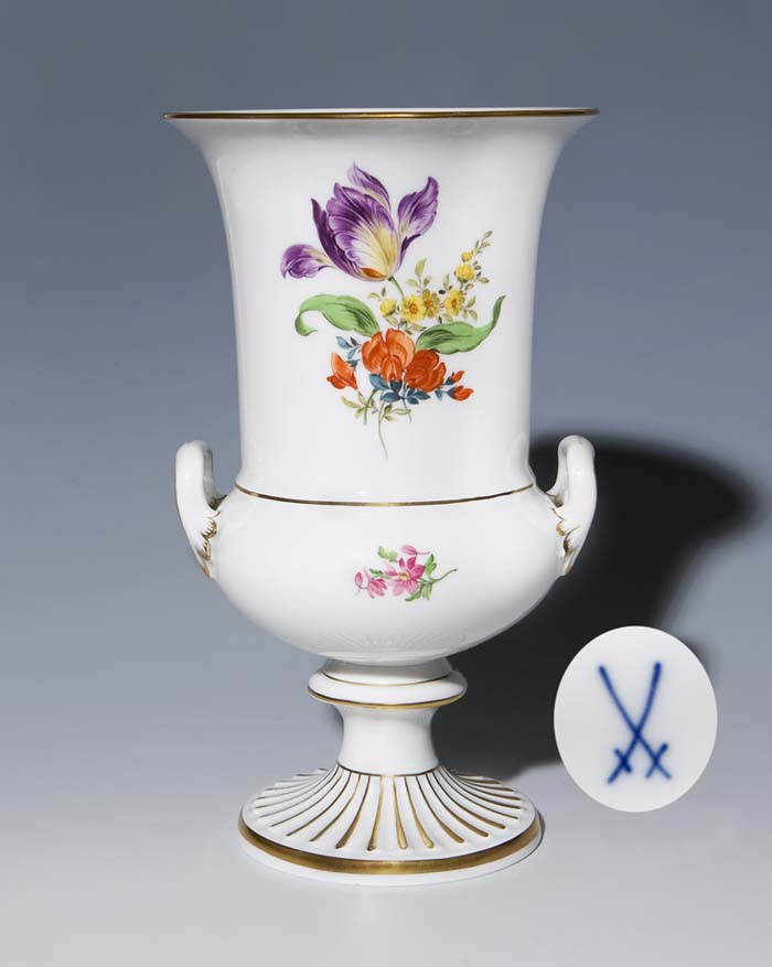 Henkelvase.