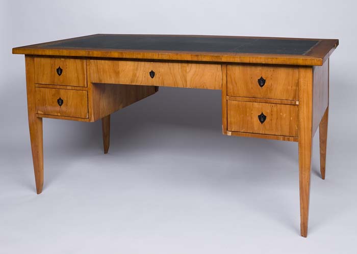 Biedermeier-Bureau plat.