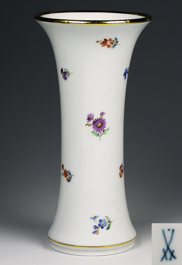 Vase.