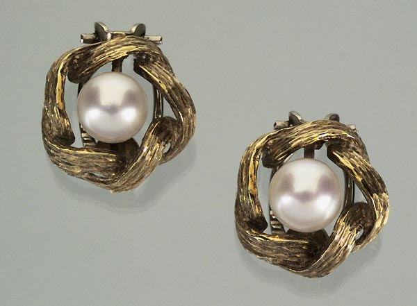 Paar Perlen-Ohrclip.