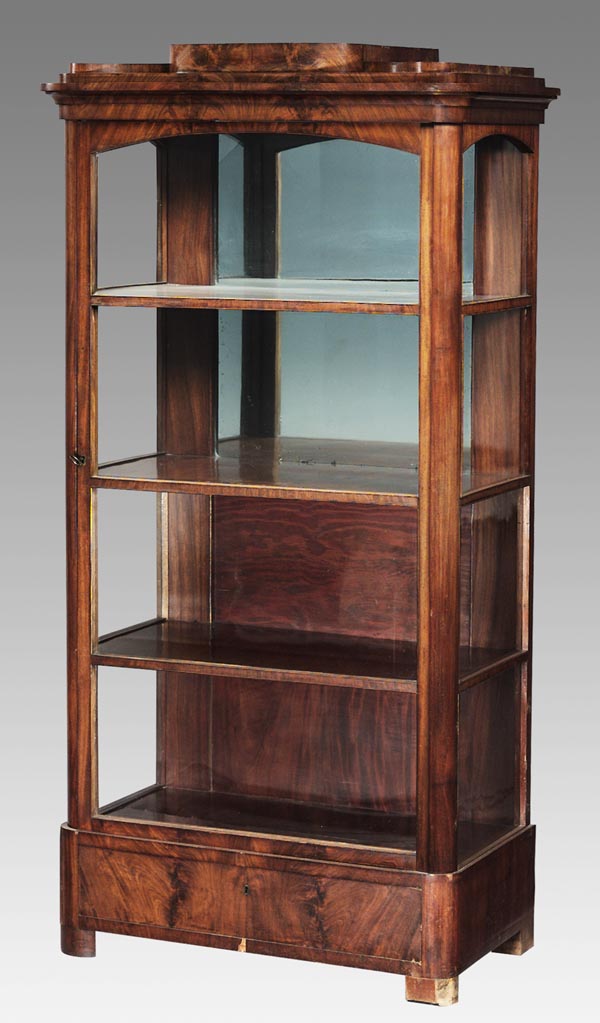 Biedermeier-Vitrine.