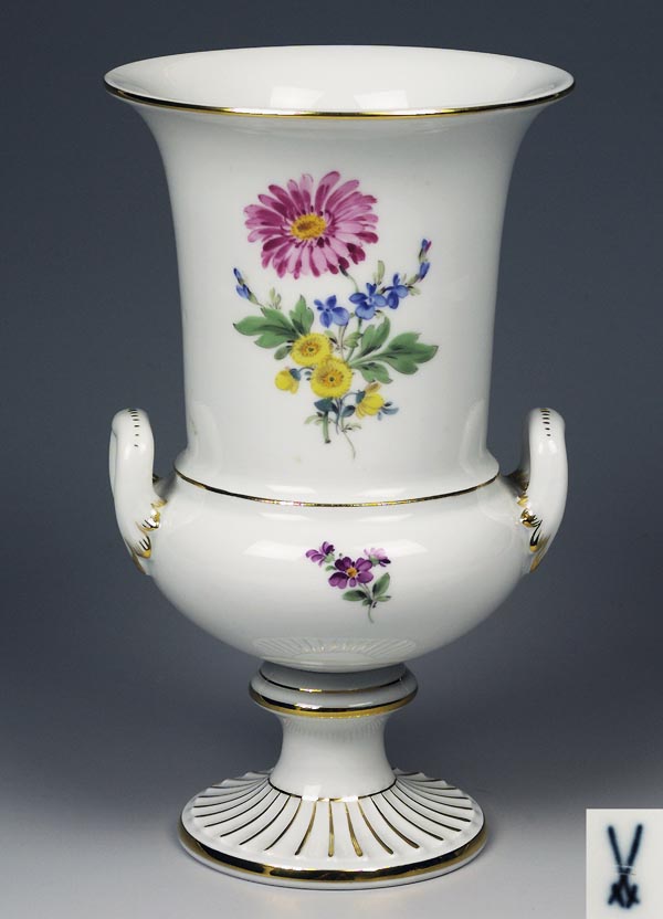 Henkelvase.