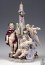 Putti-Figurengruppe.