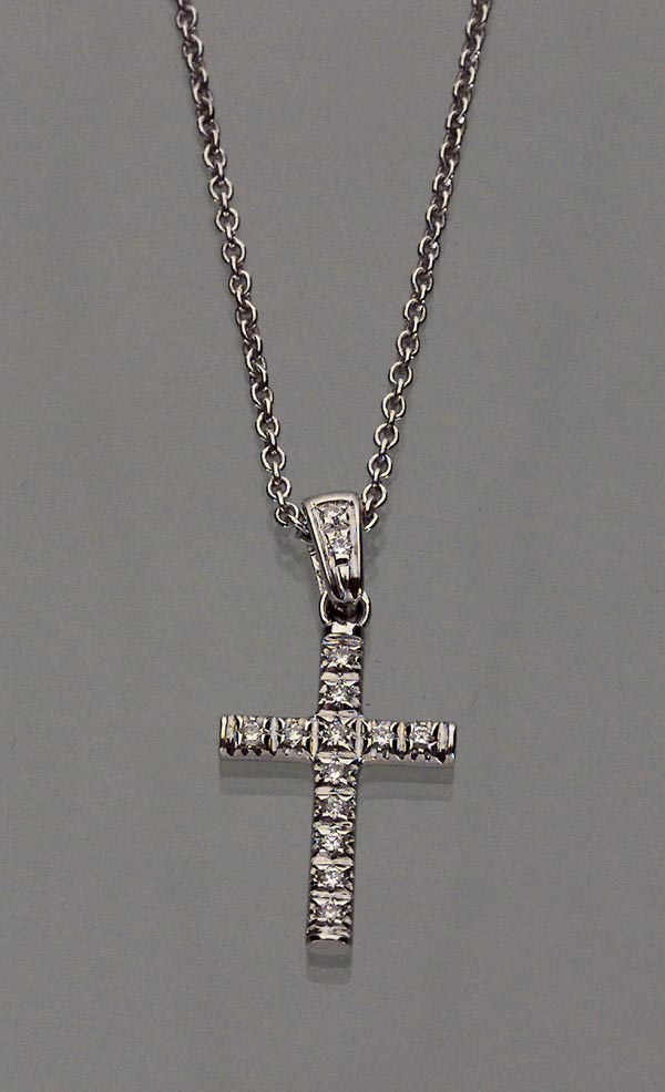 Brillant-Kreuz-Anhänger, Kette.