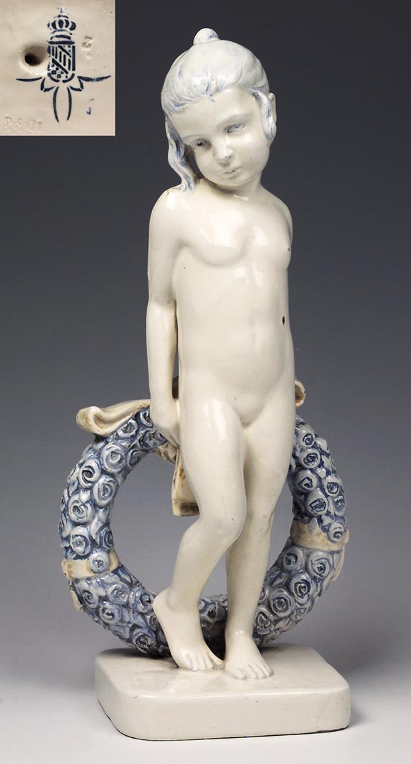 Jugendstil-Kinderfigur.