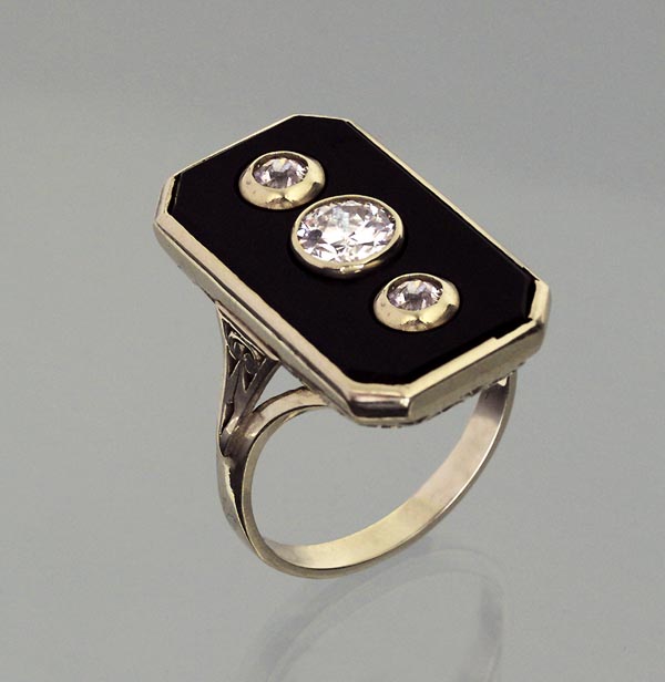 Brillant-Onyx-Ring.