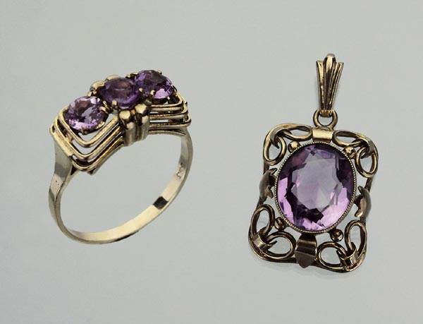 Amethyst-Anhänger, Ring.