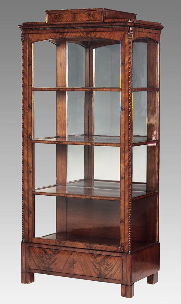 Biedermeier-Vitrine.