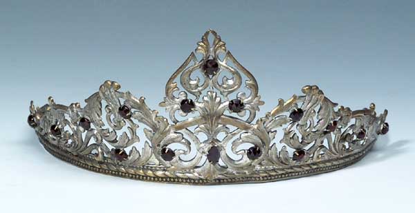 Granat-Diadem.