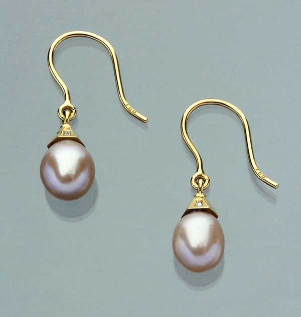 Paar Perlen-Ohrringe.