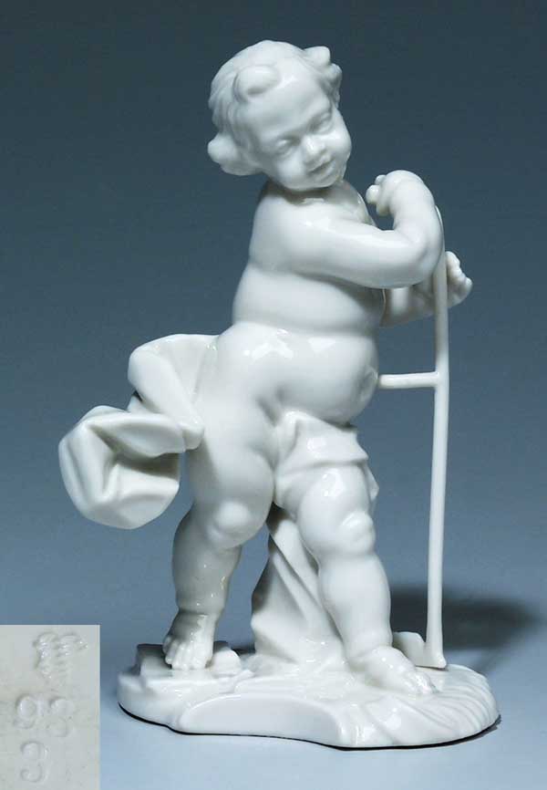 Putto-Figur.