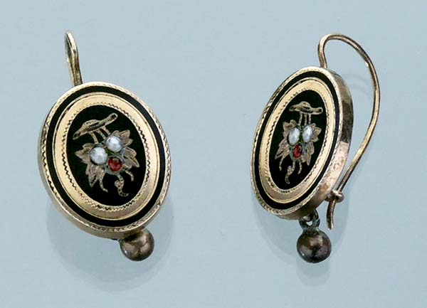 Paar Biedermeier-Ohrringe.