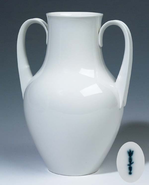 Henkelvase.