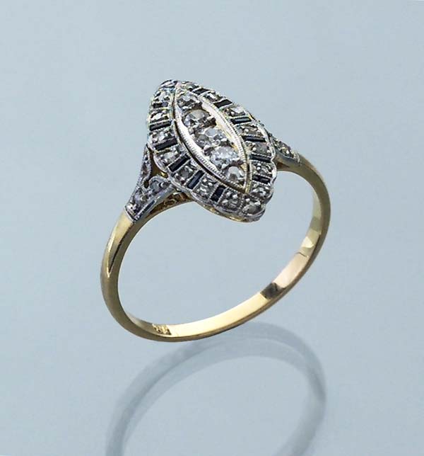 Saphir-Brillant-Ring.