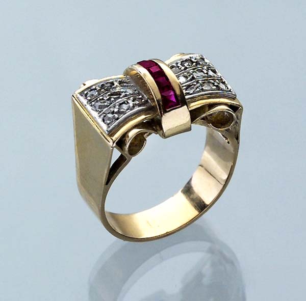 Rubin-Diamant-Ring.