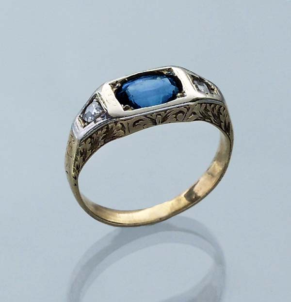 Saphir-Diamant-Ring.