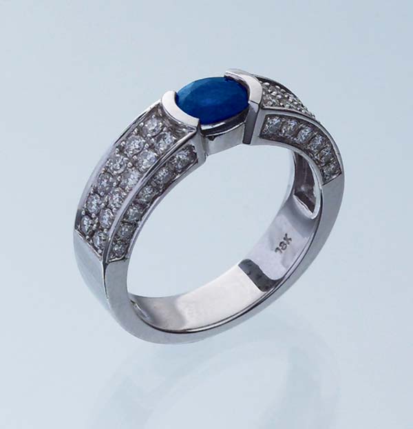 Saphir-Brillant-Ring.