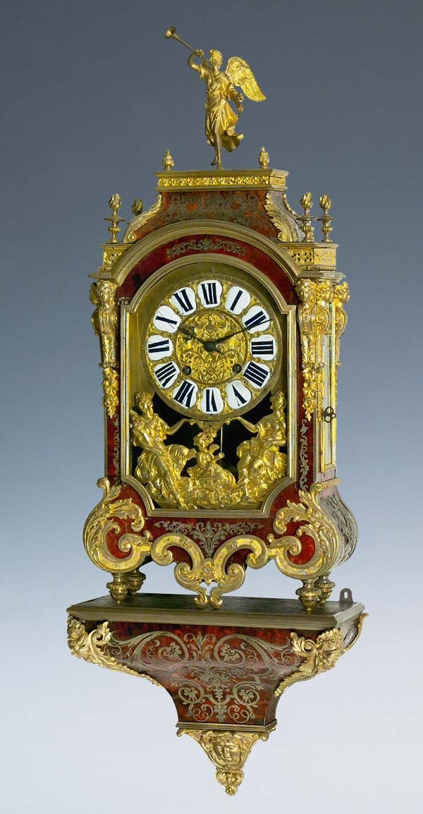 Große Louis XIV-Pendule mit Konsole.