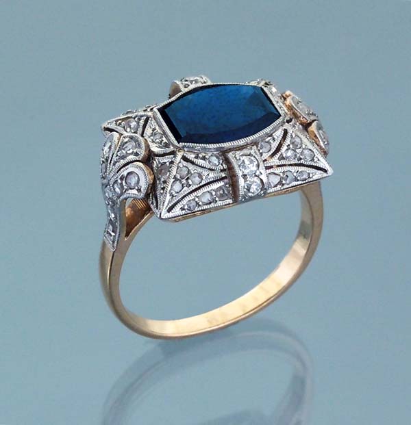 Diamant-Saphir-Ring.