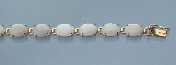 Opal-Armband.