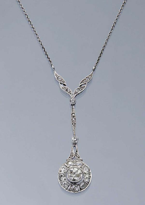 Jugendstil-Brillant-Collier.