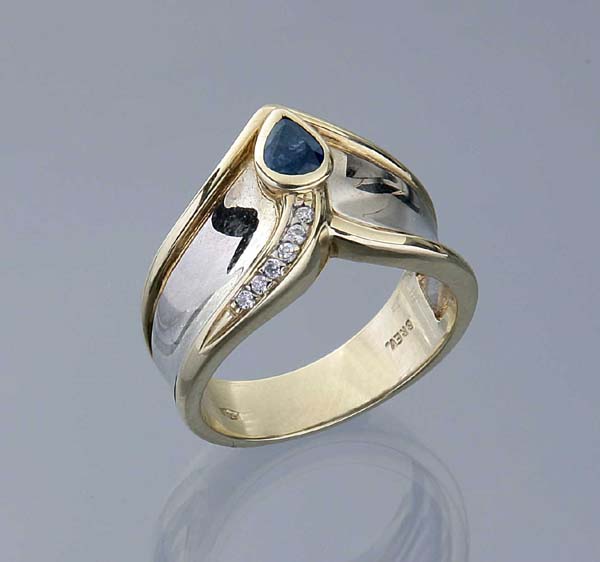 Saphir-Brillant-Ring.