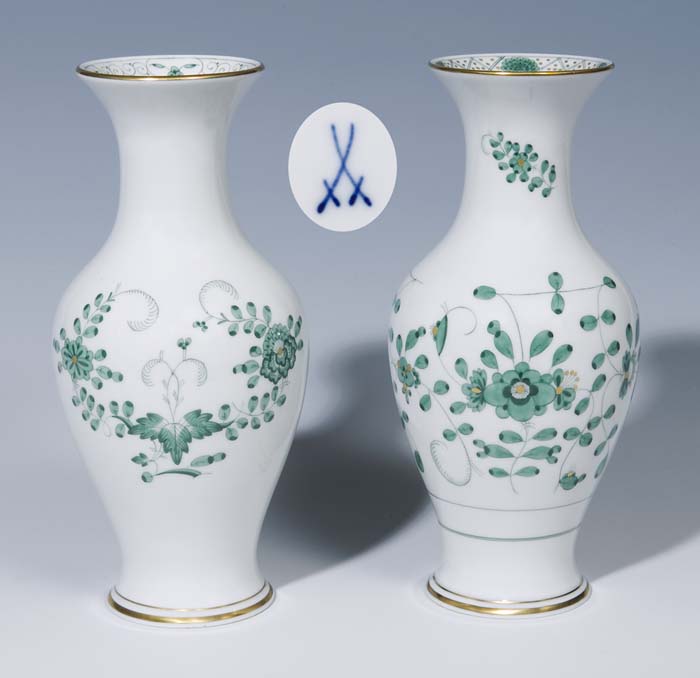Paar Indisch-Vasen.