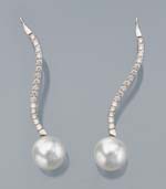 Paar Perlen-Brillant-Ohrringe.