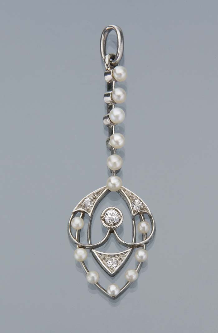 Jugendstil-Diamant-Perlchen-Anhänger.