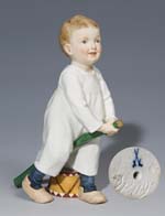 Jugendstil-Kinderfigur.