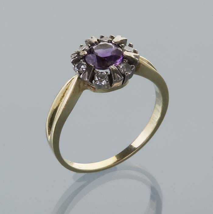 Amethyst-Brillant-Ring.