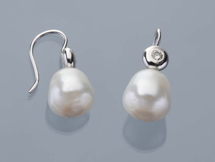 Perlen-Brillant-Ohrringe.