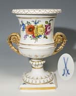 Große Kratervase.