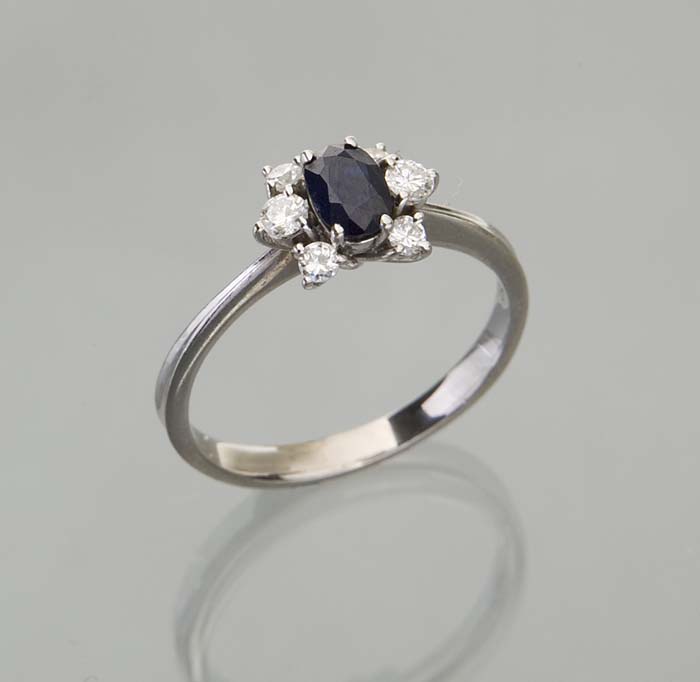 Saphir-Brillant-Ring.