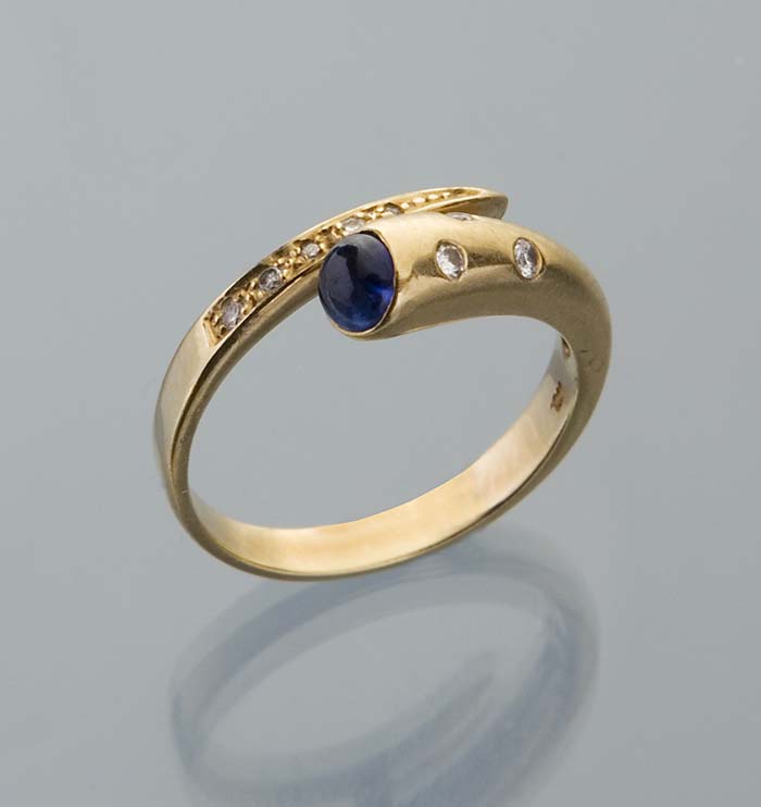 Saphir-Ring.