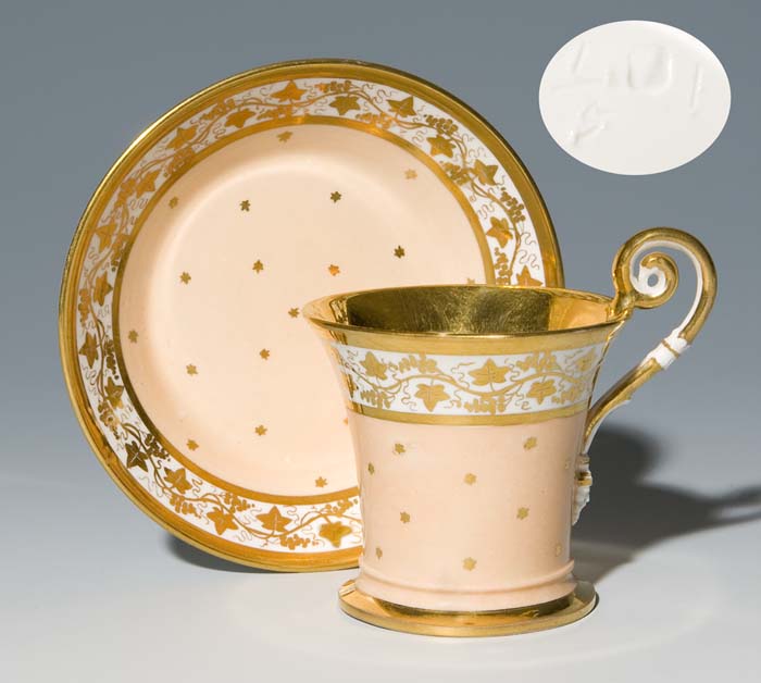 Nymphenburg-Tasse, Untertasse.