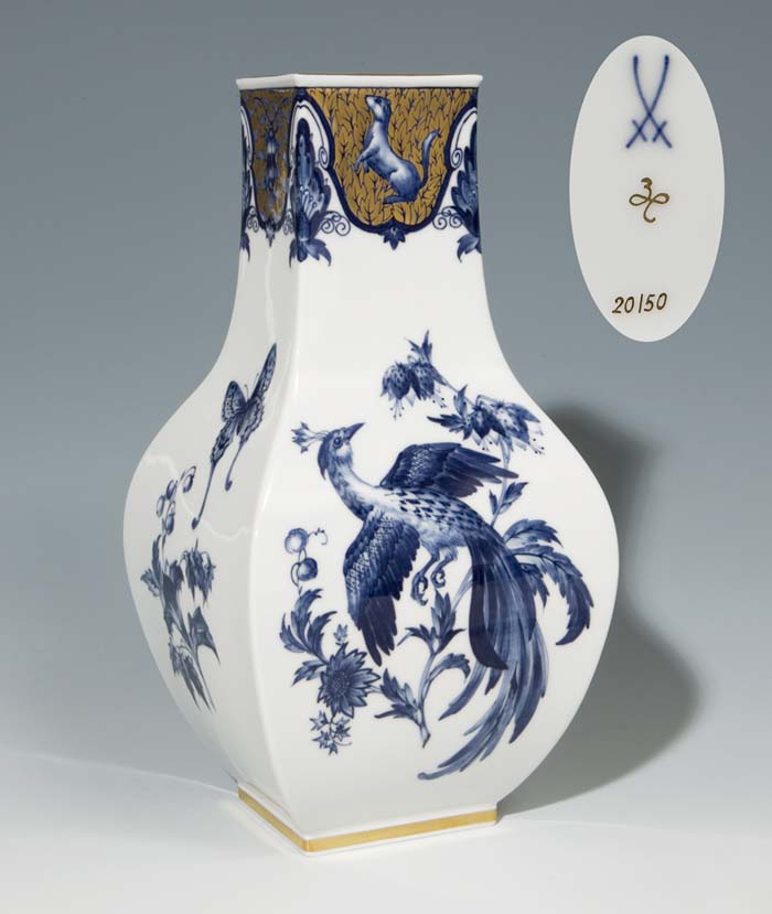 Seltene Blaudekor-Vase.