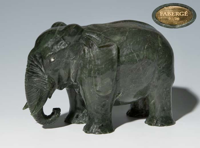 Großer Fabergé-Elefant.