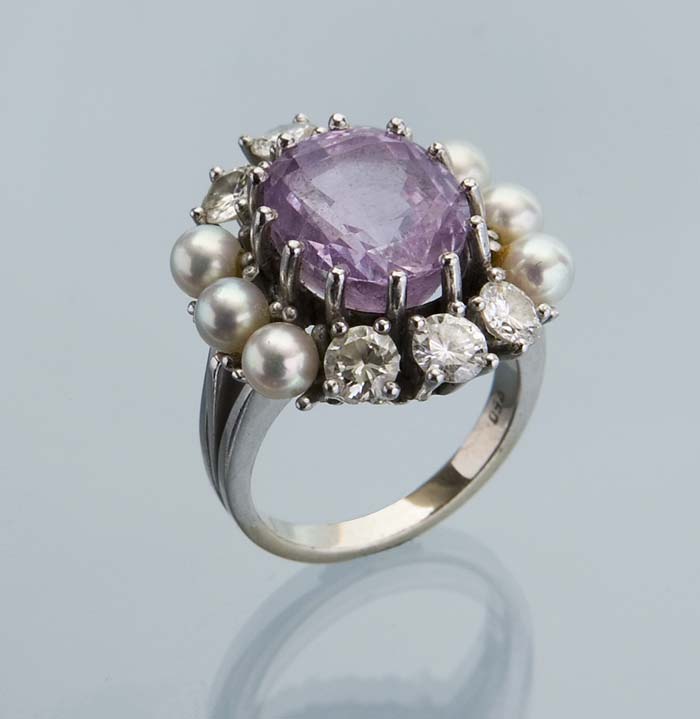 Saphir-Brillant-Perlen-Ring.