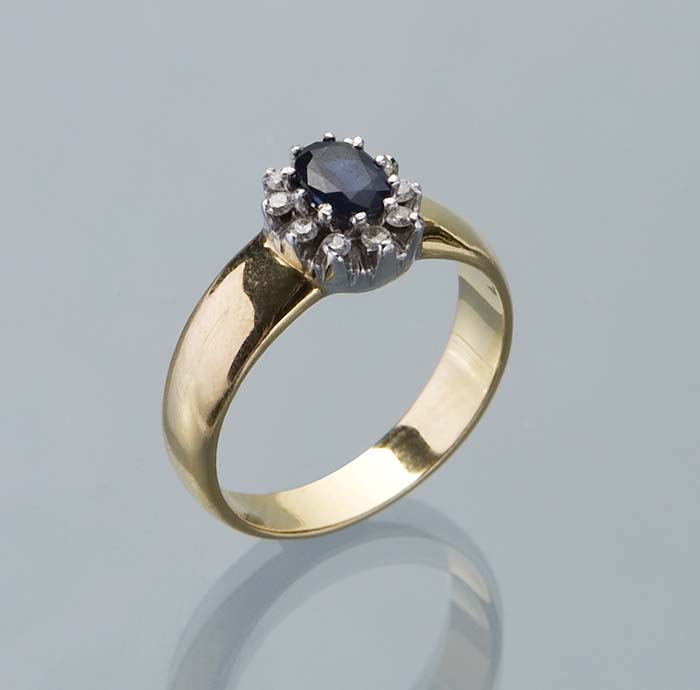 Saphir-Brillant-Ring.