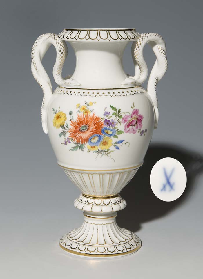 Schlangenhenkelvase.